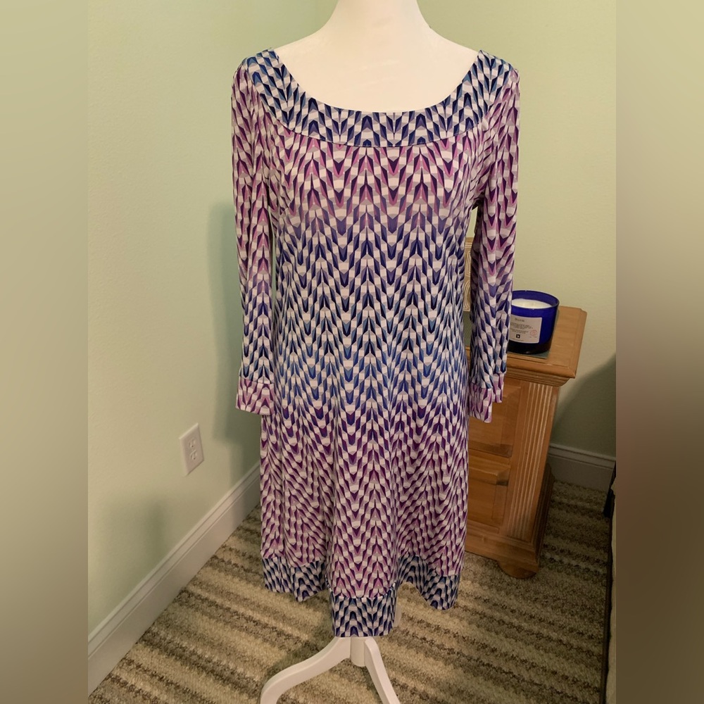 UEC- Jessica Simpson Abstract Multi- Color Dress, Size 6
